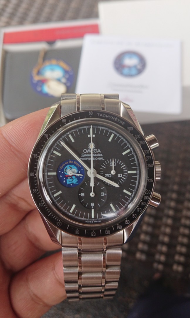 Omega Speedmaster Snoopy Limited Edition Luxury Watches On Carousell