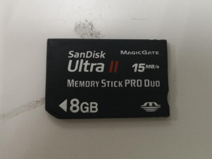 Sandisk Ultra 2 8gb Pro Duo Memory Stick Photography Camera Accessories Others On Carousell