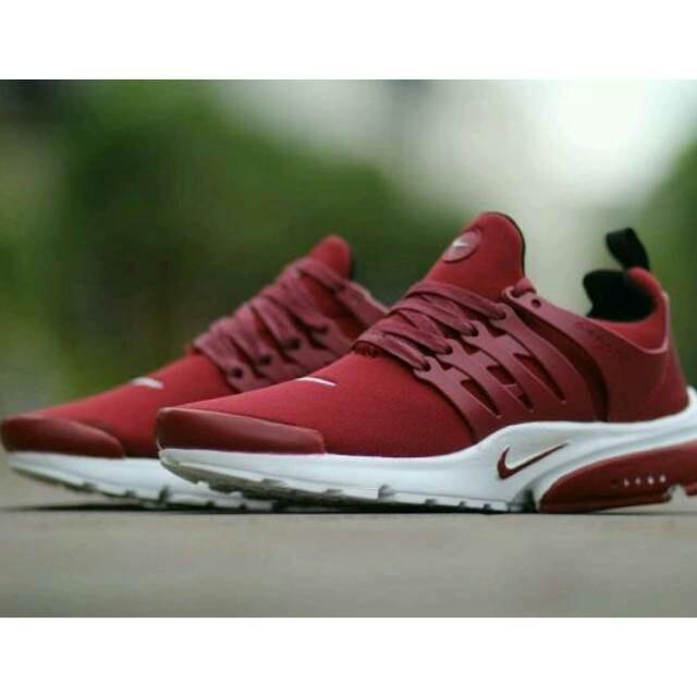 Sepatu Pria Terbaru Fesyen Pria Sepatu Sneakers Di Carousell