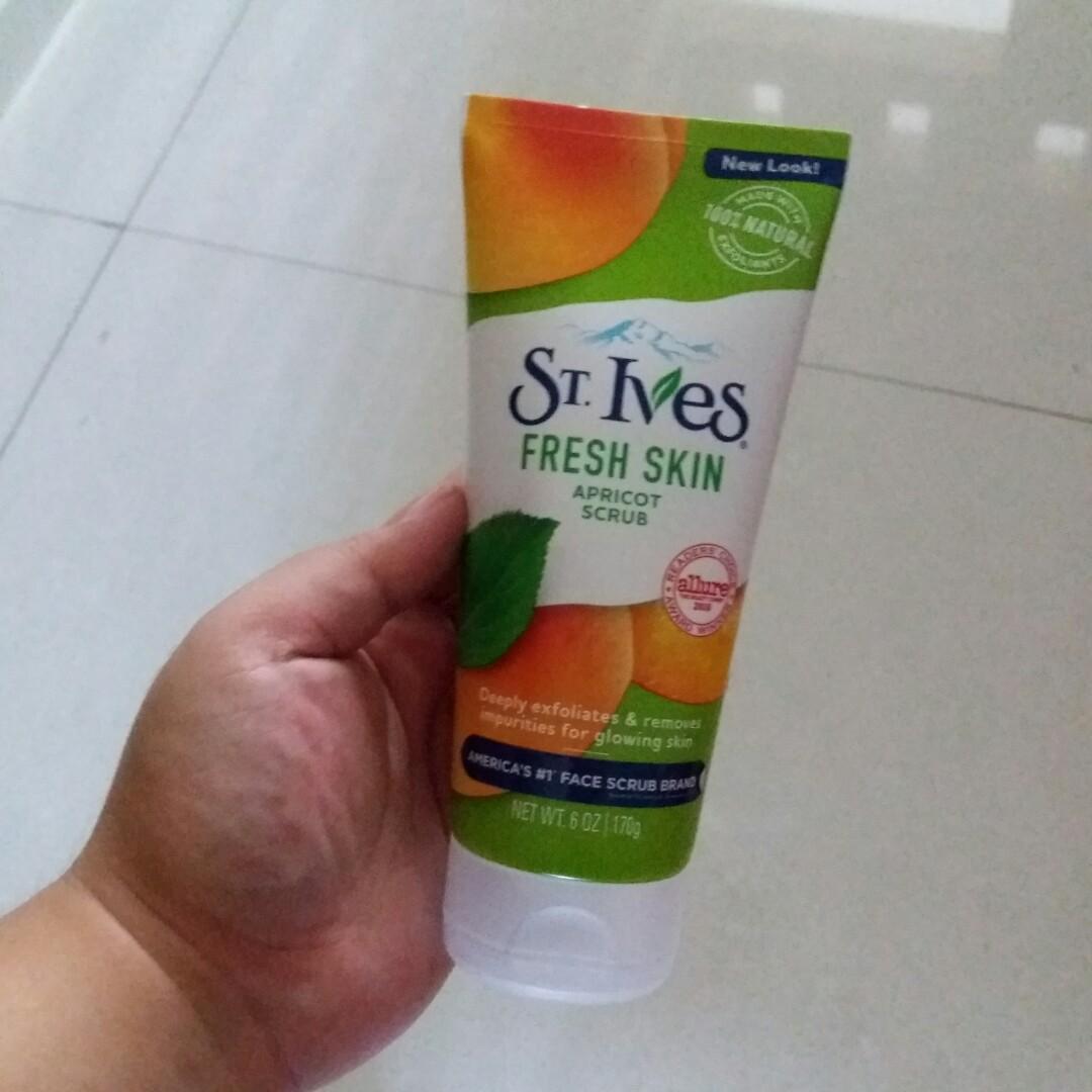 Turun Harga St Ives Fresh Skin Apricot Scrub Health Beauty