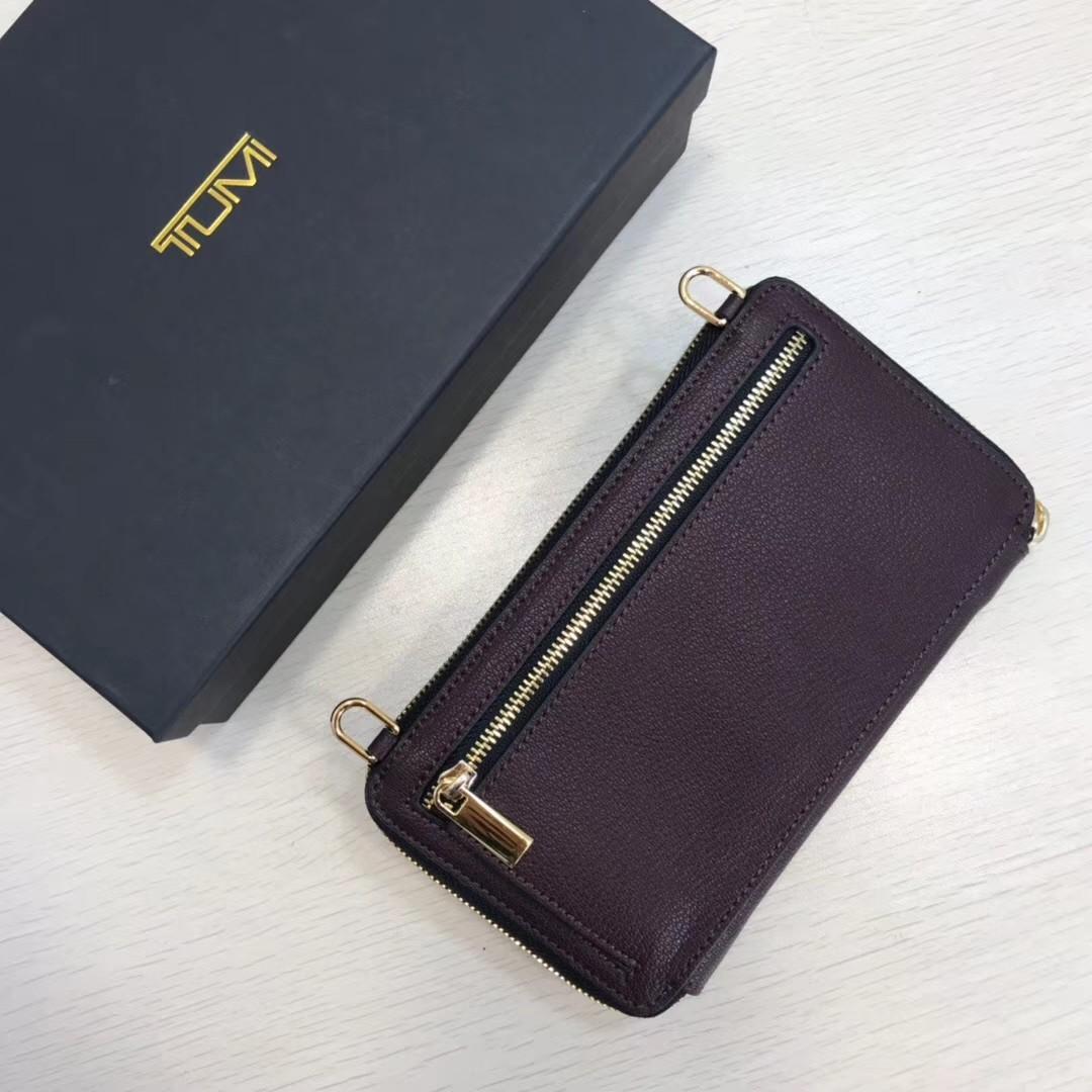 Tumi, Women's Fashion, Bags & Wallets, Purses & Pouches on Carousell
