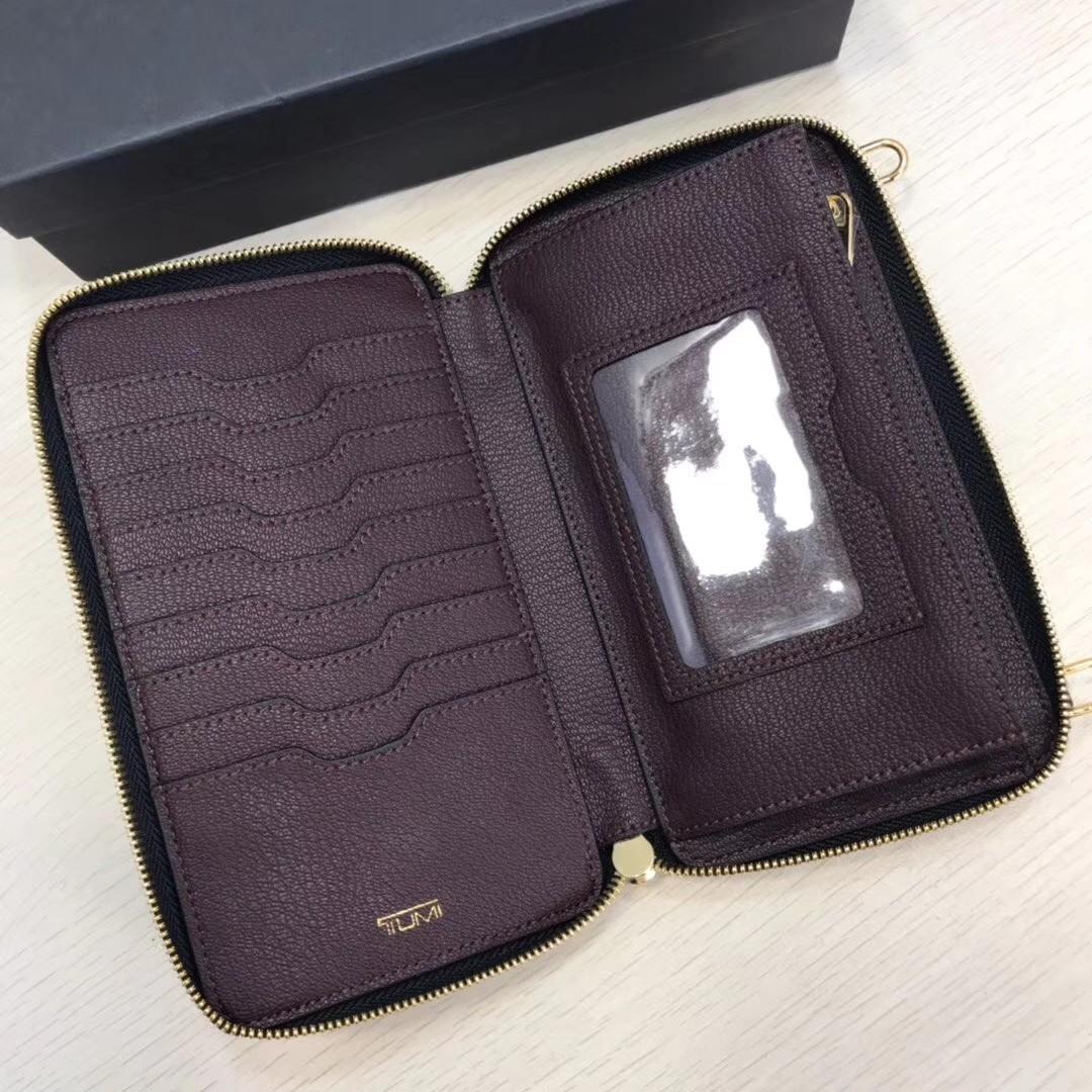 Tumi, Women's Fashion, Bags & Wallets, Purses & Pouches on Carousell