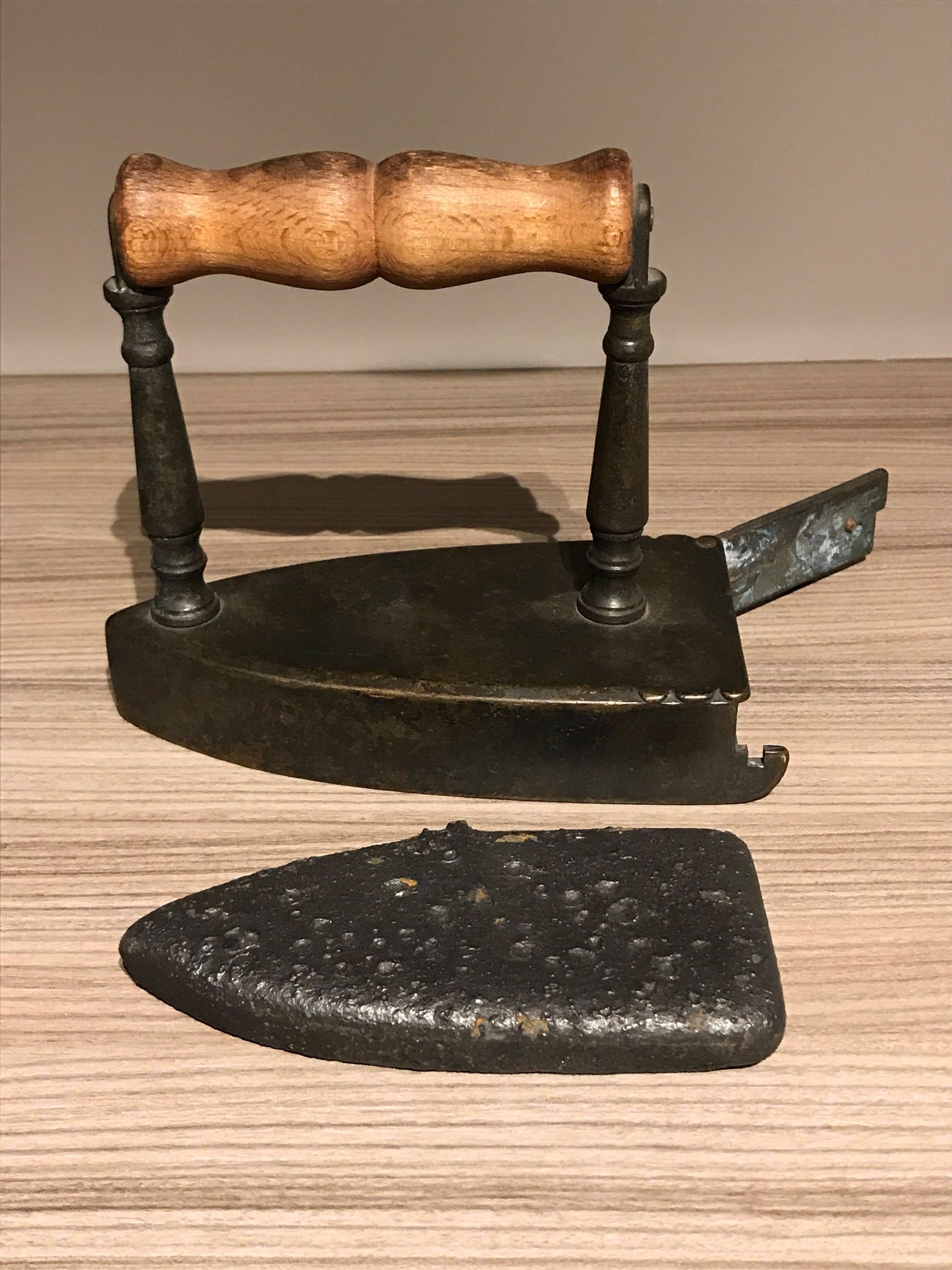 Vintage Cast Iron With Inner Slug Vintage Collectibles Vintage Collectibles On Carousell