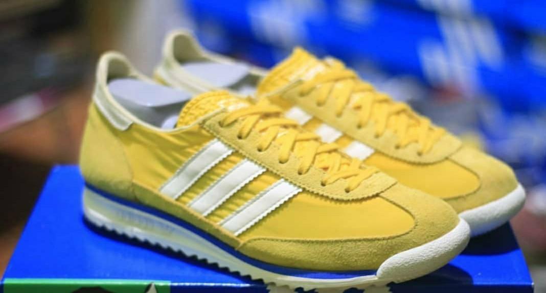 Adidas sl deals 72 yellow