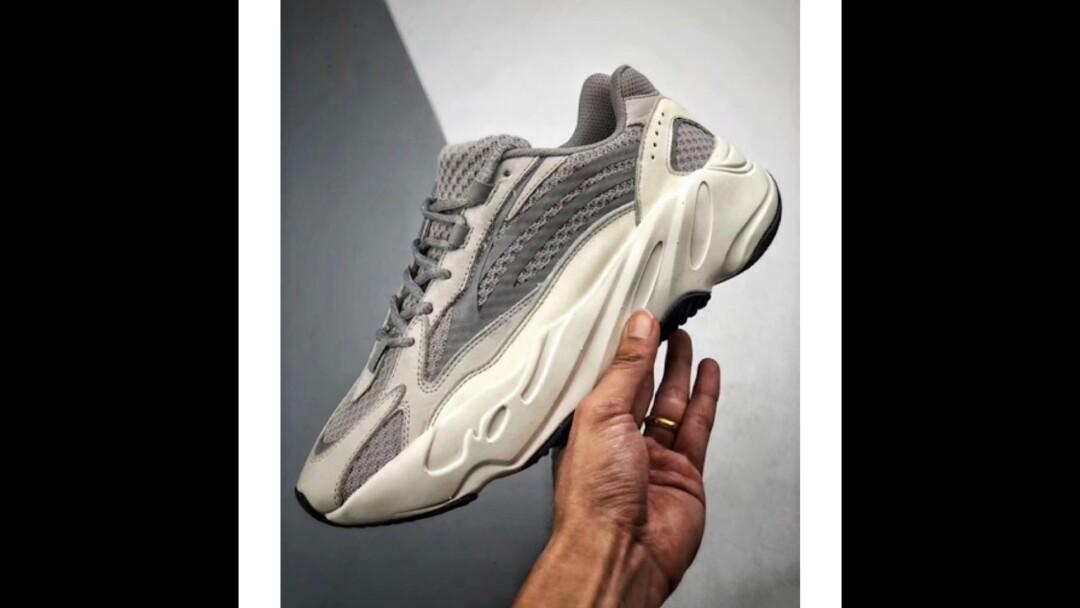 adidas yeezy 700 v2 static