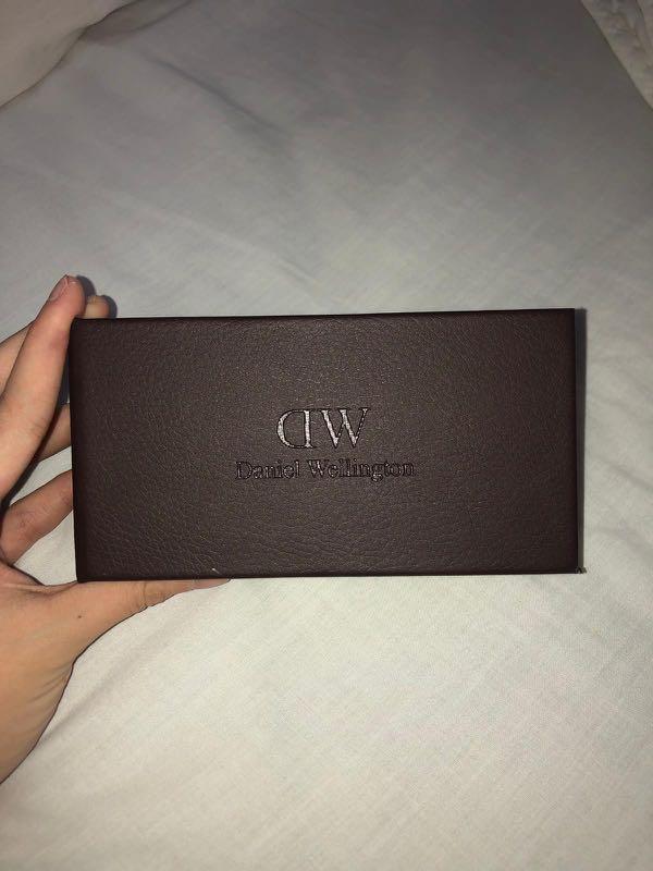daniel wellington swarovski