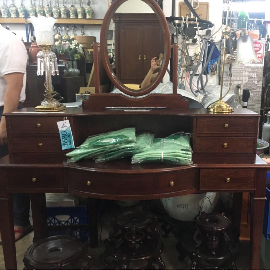Dressing Table (Category: Tables & Sets) located in Singapore. Submitted by lsh369 (Listing ID 217106154, Image 1). Description: Good wood Good Condition Self collect chat to find out more and video clip .