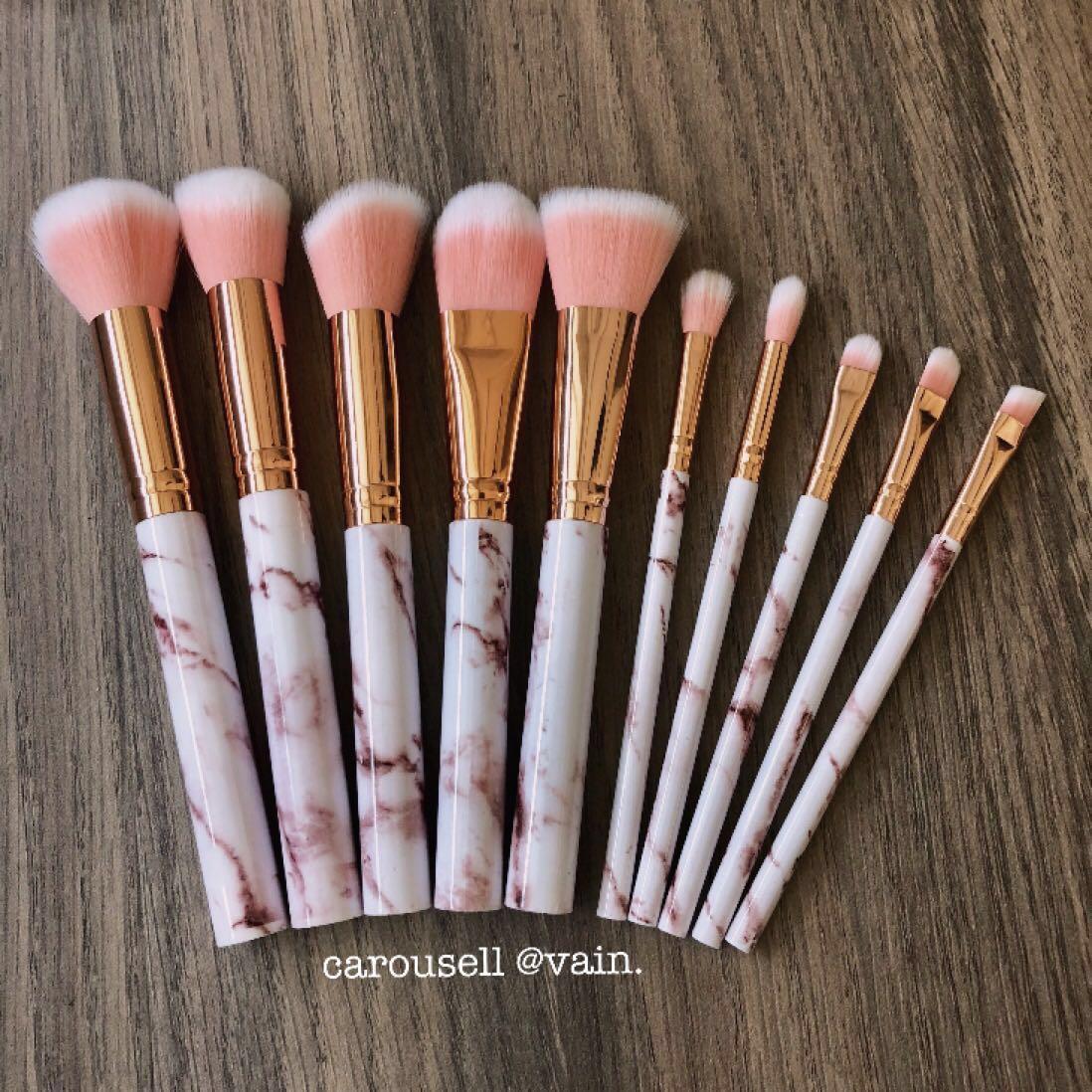 Pink And White Makeup Brushes 