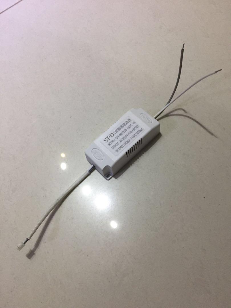 LED driver (Category: Everything Else) located in Singapore. Submitted by shin.koh (Listing ID 217088598, Image 2). Description: 24-36W Input: AC220V 50/60Hz Output: DC80-145V 260mA 8-12W Input: AC85-265V 50/60Hz Output: DC23-46V 300mA.