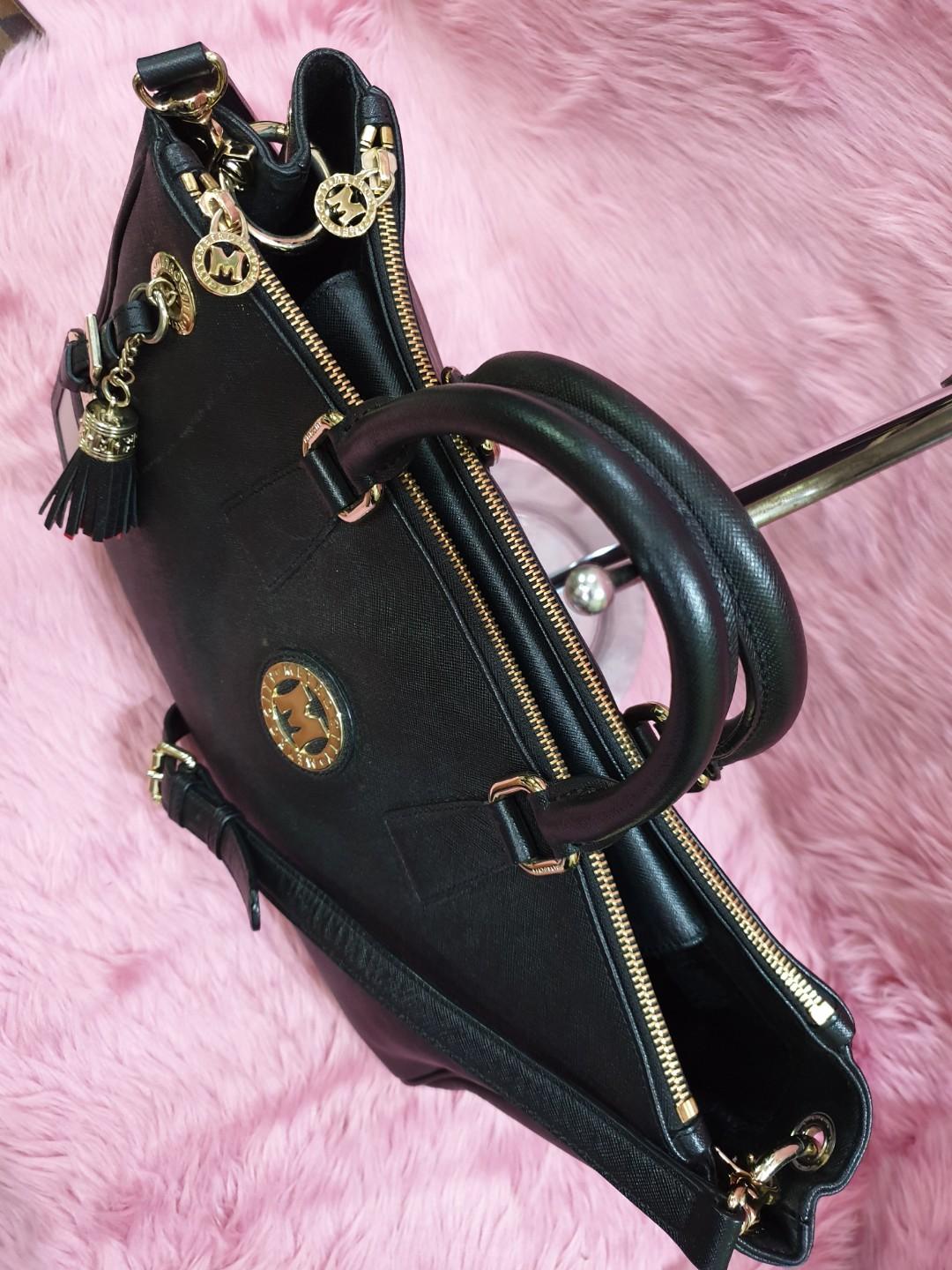 Leather handbag Metrocity Black in Leather - 32867434