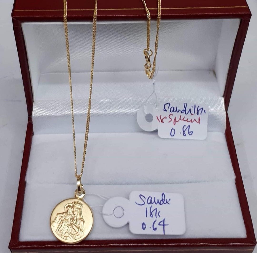 Saudi Gold Necklace With Mama Mary Baby Jesus Pendant Women S Fashion Jewelry Organizers Necklaces On Carousell