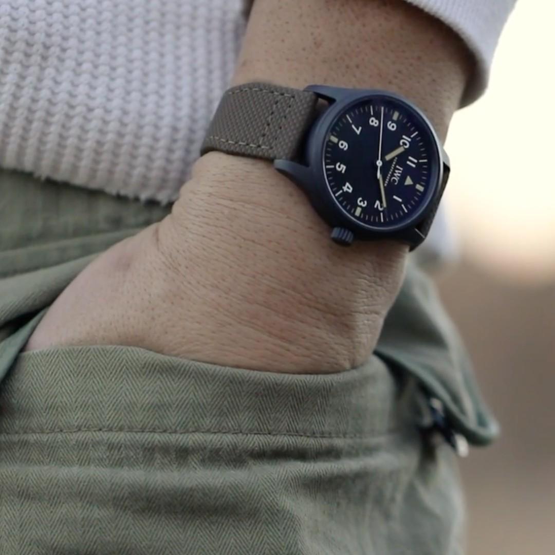 unworn bnib IWC Pilot Mark XVIII Edition HODINKEE Mobile Phones