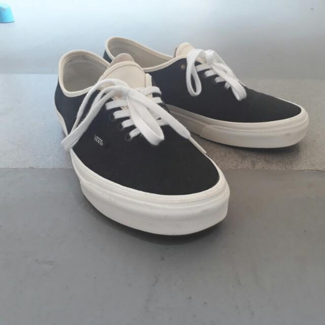 Vans black bone price 2025