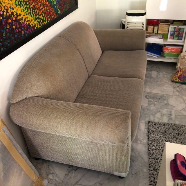 2 seater sofa free to collect, Furniture & Home Living, Furniture