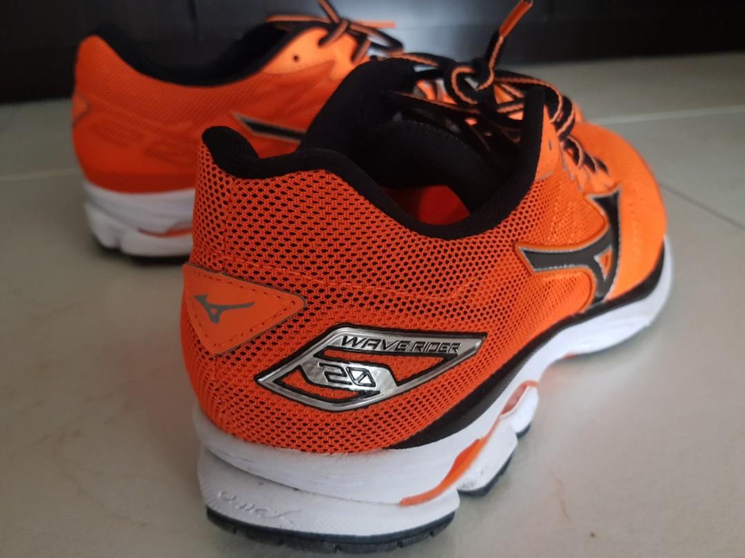 asics wave rider