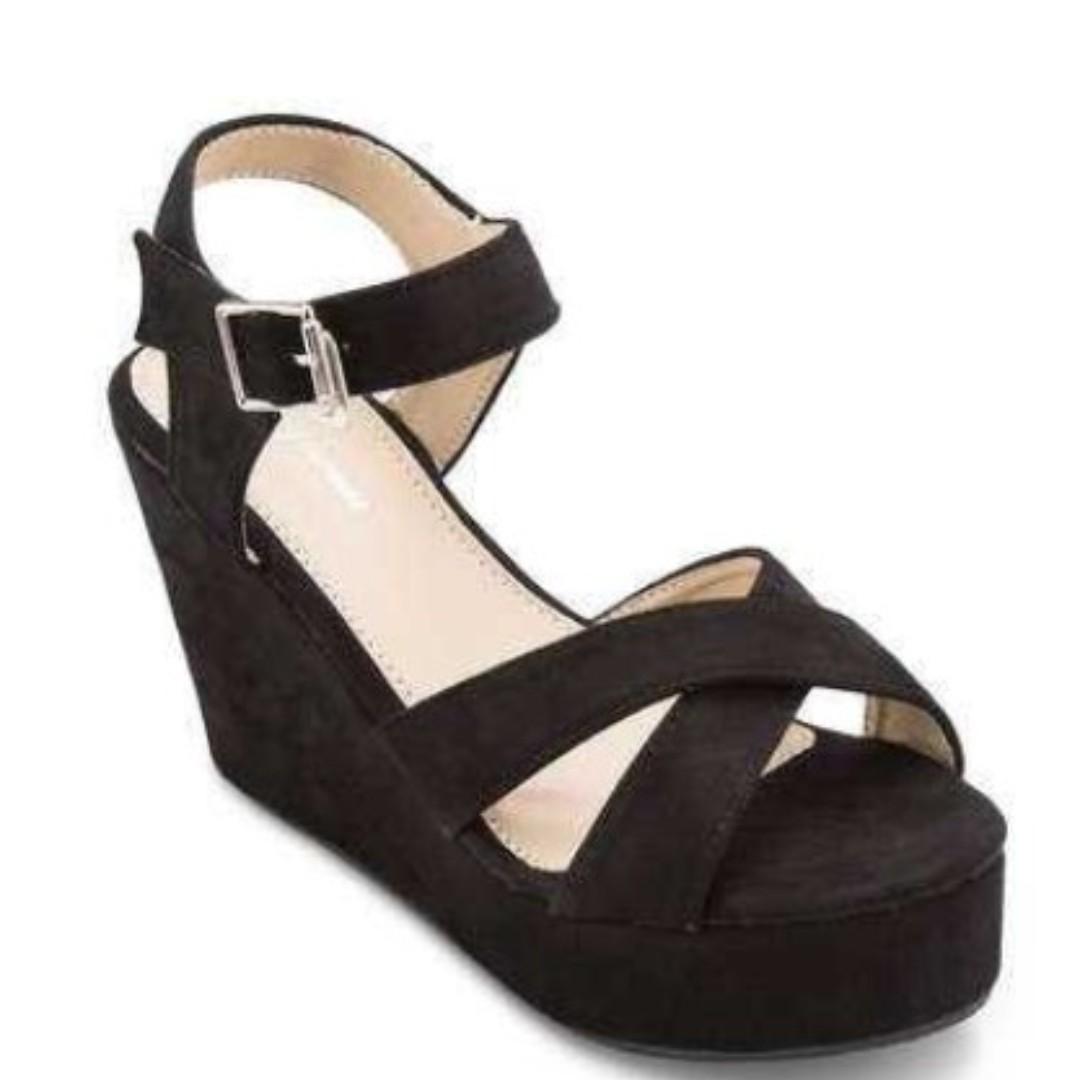 Zalora wedges top