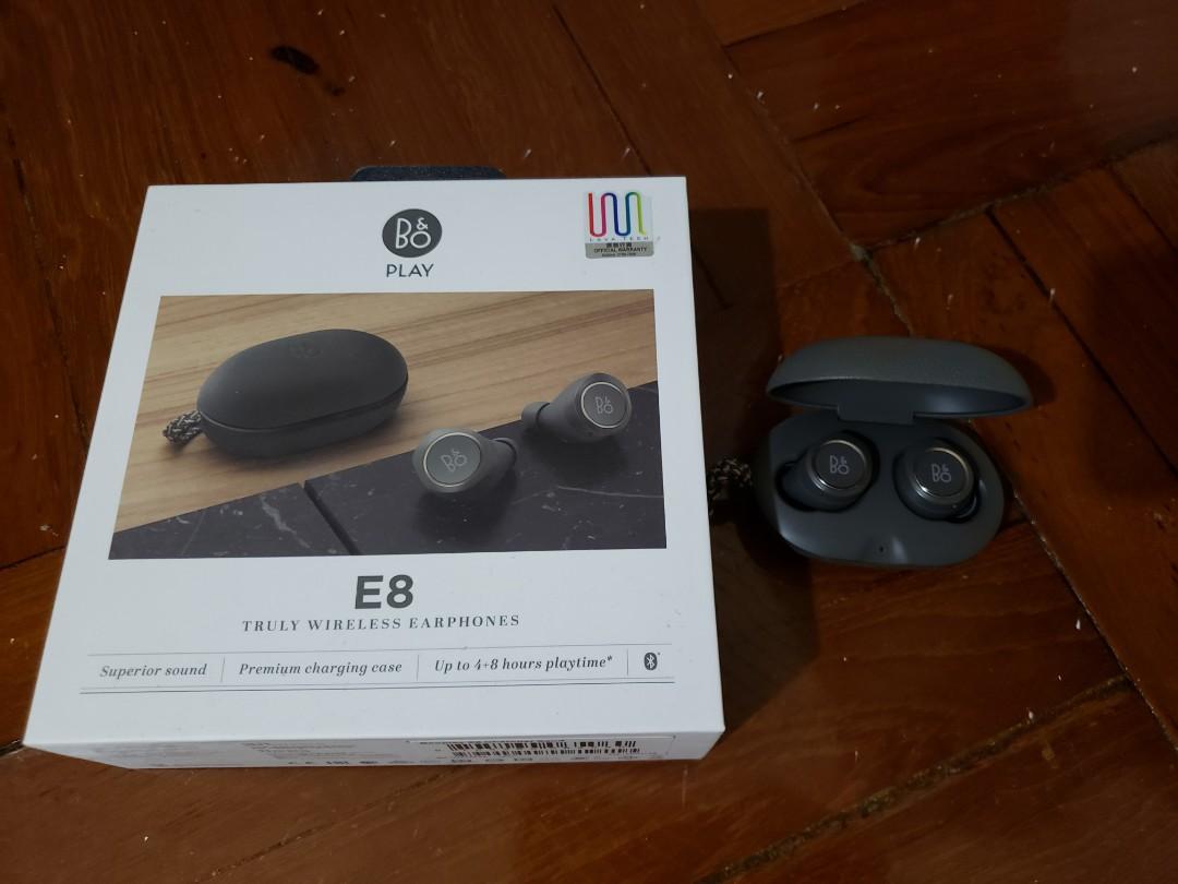 B&O E8 （分類：智能穿戴裝置及智能手錶）位於 Hong Kong。 由 kyle_77 提交（商品編號 217248988，圖片 1）。簡介： 99%new 有保 full set。