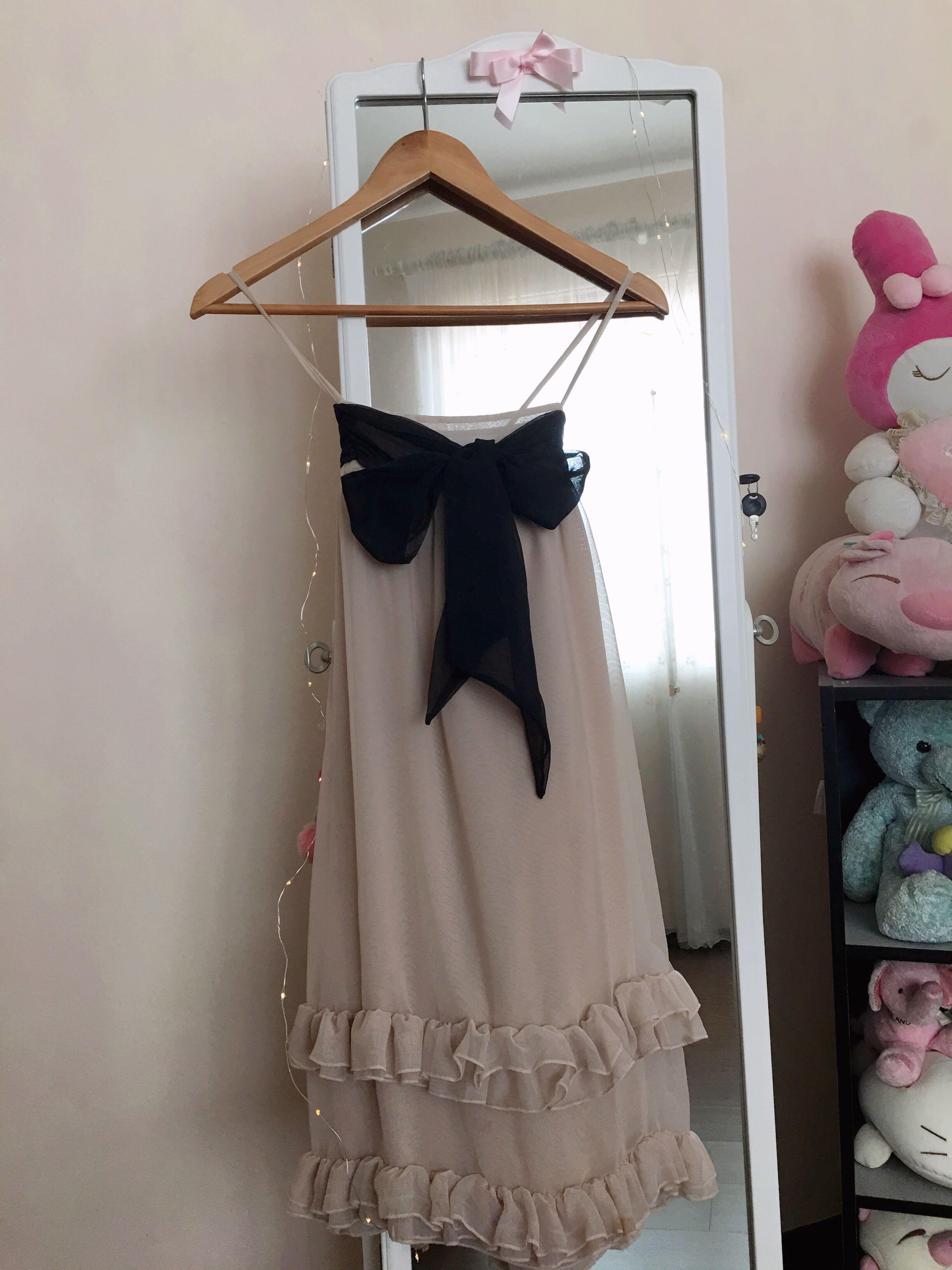 h&m pink ruffle dress