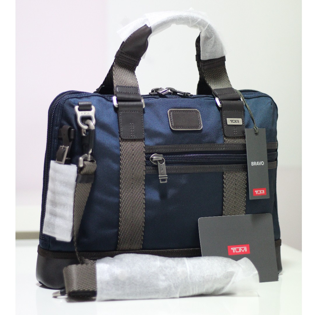 Tumi alpha bravo earle compact brief sale