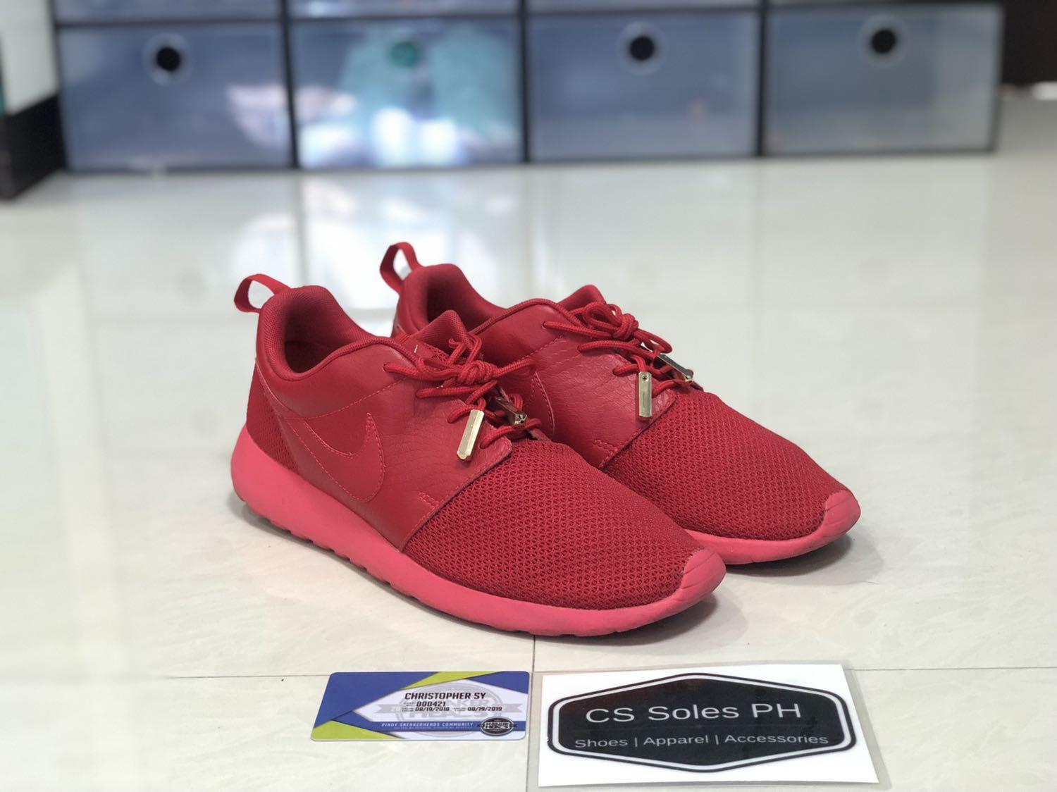 nike roshe run all red