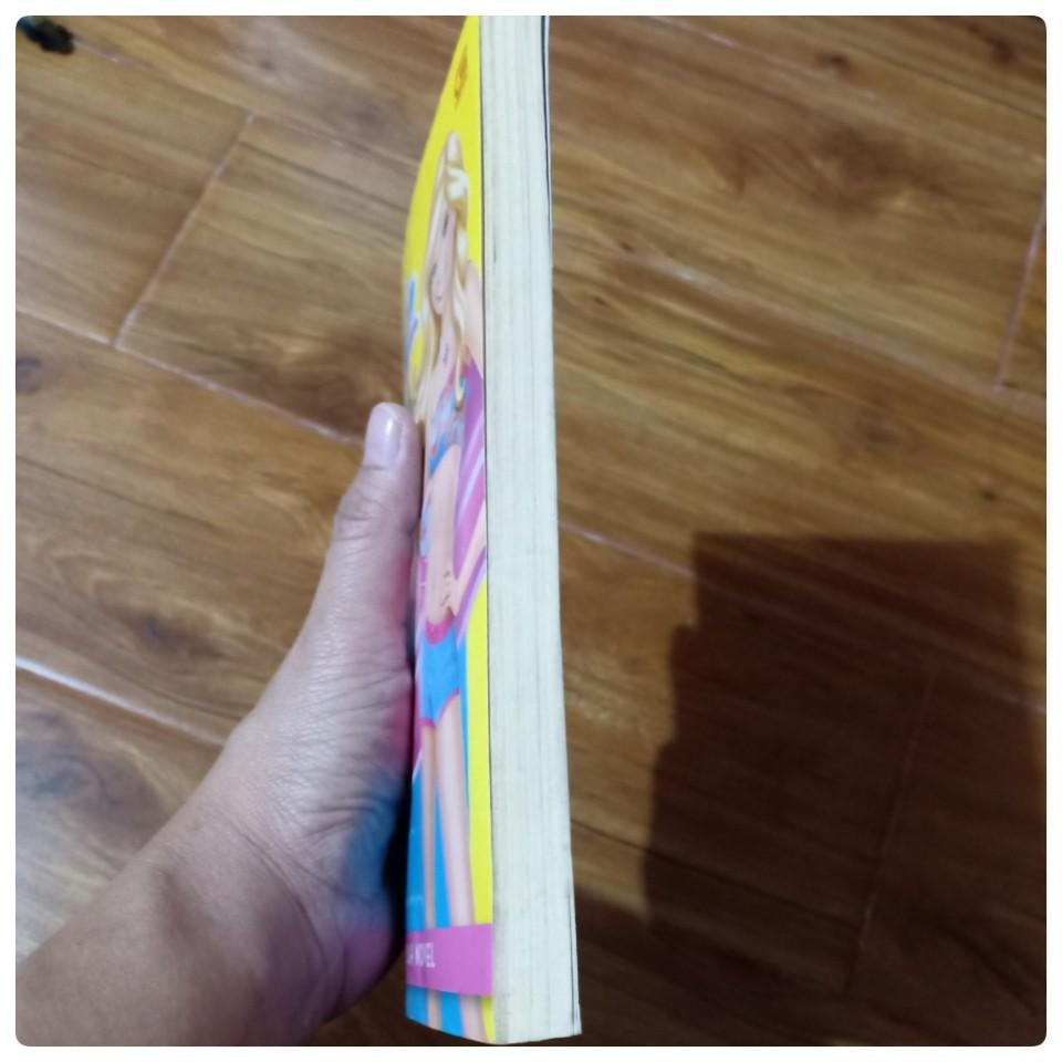 Novel Barbie, Buku & Alat Tulis, Buku di Carousell