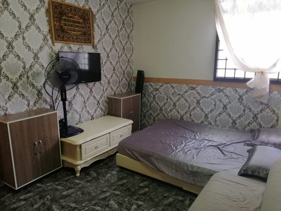 (Category: ) located in . Submitted by scorpion3010 (Listing ID 217116310, Image 1). Description: .