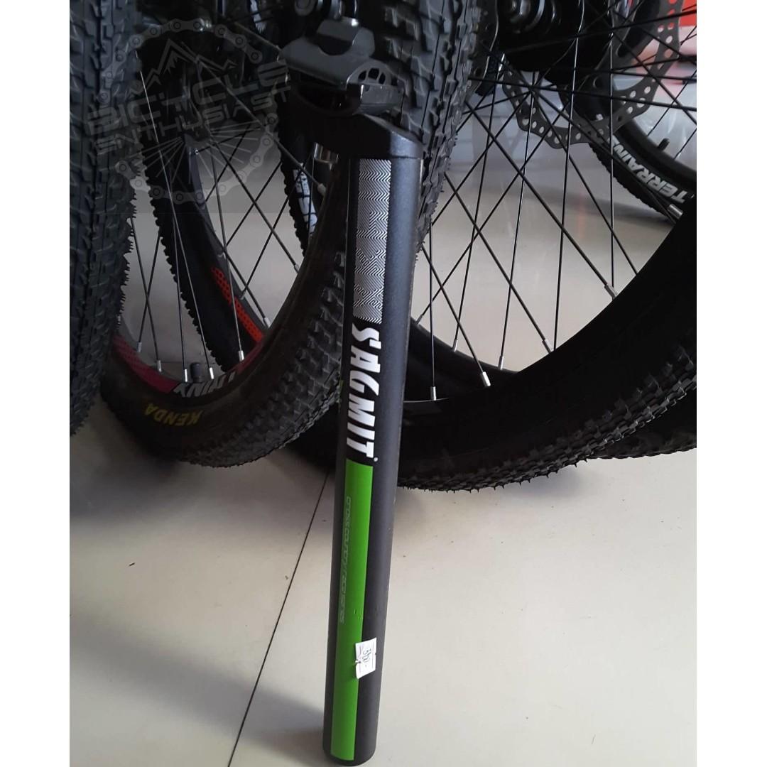 Sagmit seatpost outlet
