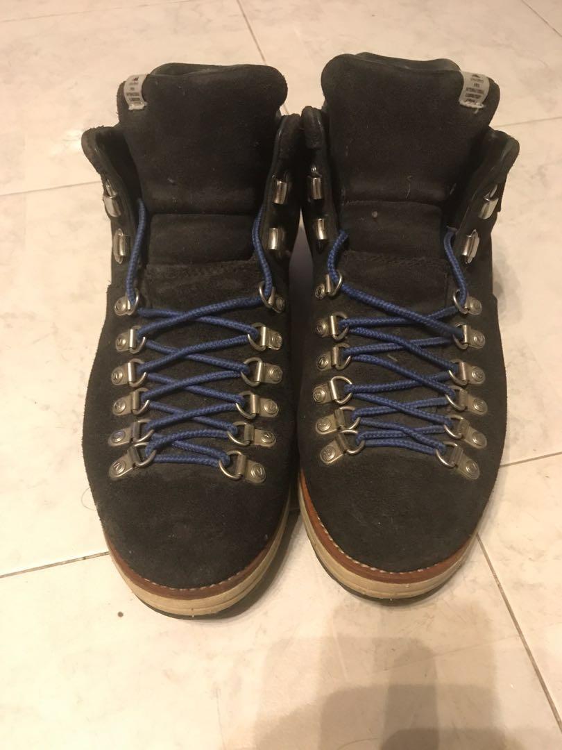 Visvim us8 （分類：波鞋）位於 Hong Kong。 由 lolee113 提交（商品編號 214104257，圖片 1）。簡介： 9成新 少著。