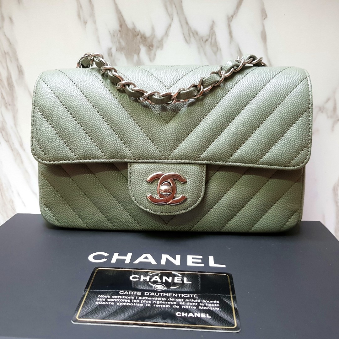 Chanel Jumbo Chevron Classic Flap Green Caviar Leather CC Shoulder Bag