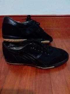 Warrior ( All black )