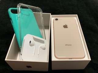 iPhone 8 Gold 64GB With All Accessories