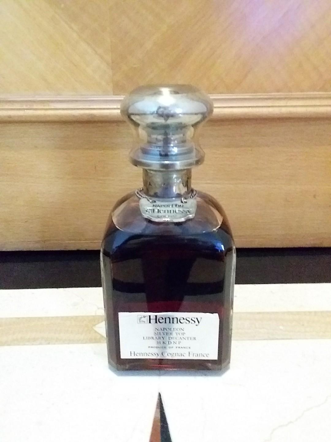 舊裝Hennessy Napoleon Silver Top Library Decanter 40% 70 cl Cognac 
