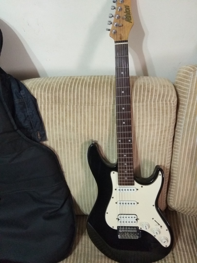 Ashton Electric Guitar, Hobbies & Toys, Music & Media, Musical