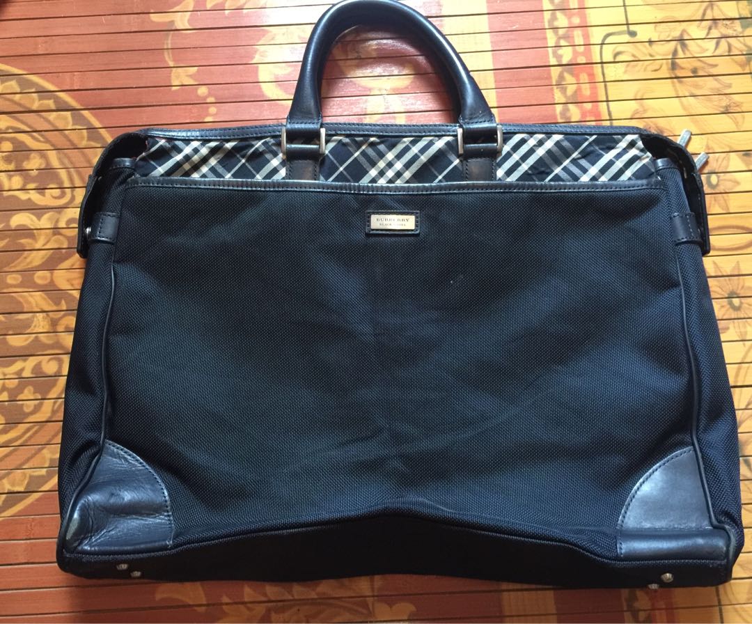 Burberry shop computer bag