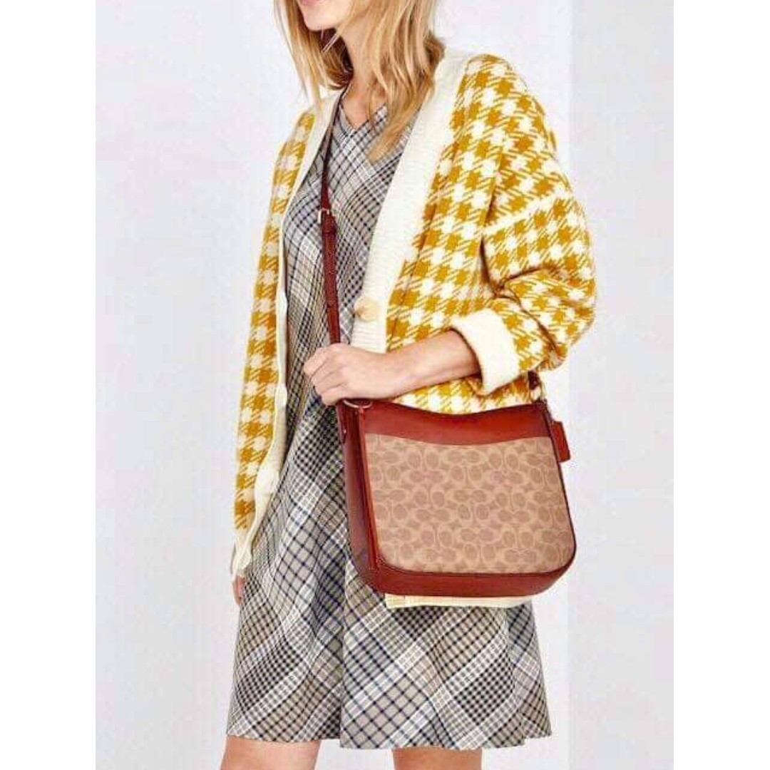 Coach coated canvas signature chaise 2025 crossbody