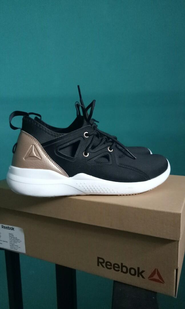 reebok cardio motion woman