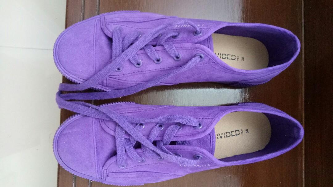 Sepatu Ungu H M Fesyen Wanita Sepatu Di Carousell