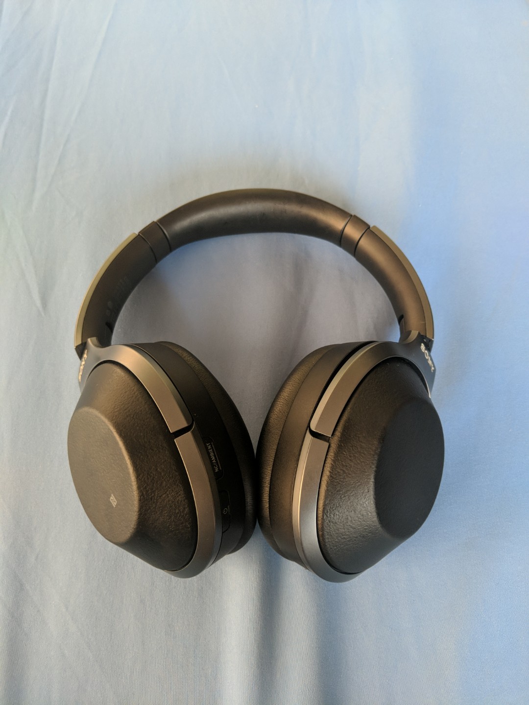 Sony wh1000xm2, Audio, Headphones & Headsets on Carousell
