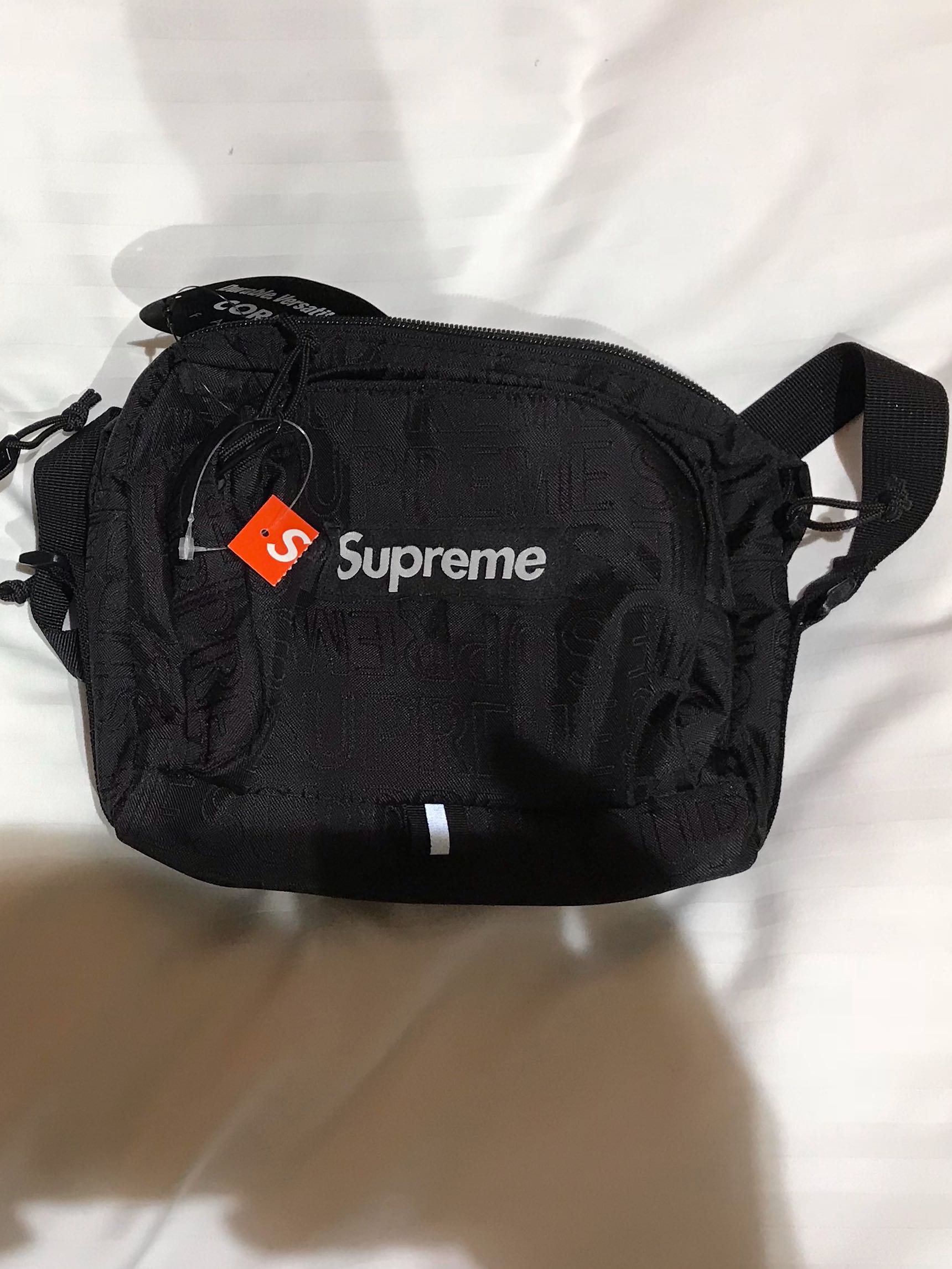 supreme ss19 shoulder bag