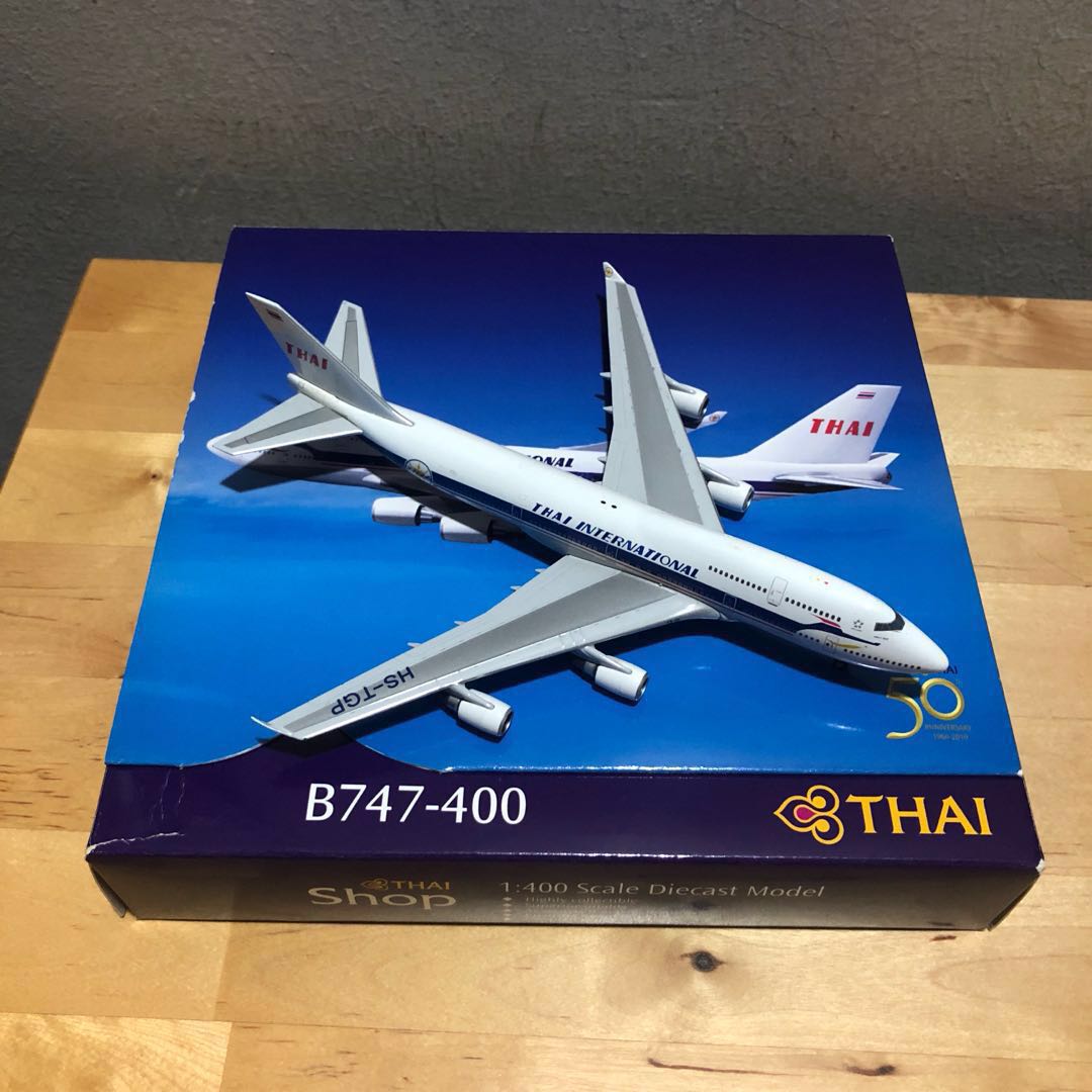 thai airways toy plane