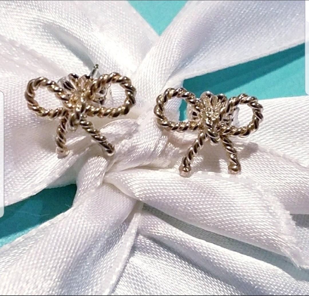 Tiffany Co Twisted Bow Ribbon Silver Earrings Rare Sweet Piece
