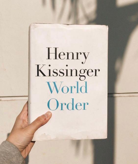 World Order By Henry Kissinger Buku Alat Tulis Buku Di Carousell