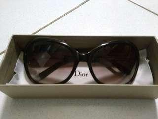 Dior Sunglasses ORI / Kacamata Dior Authentic