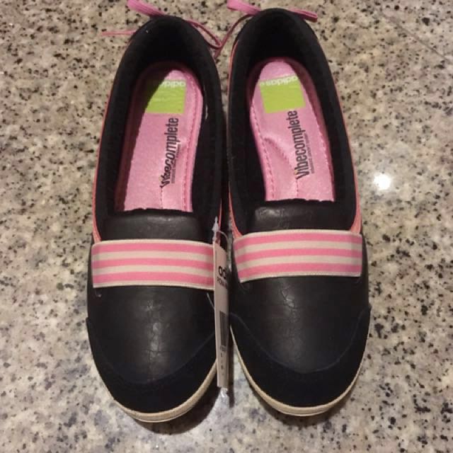 adidas piona