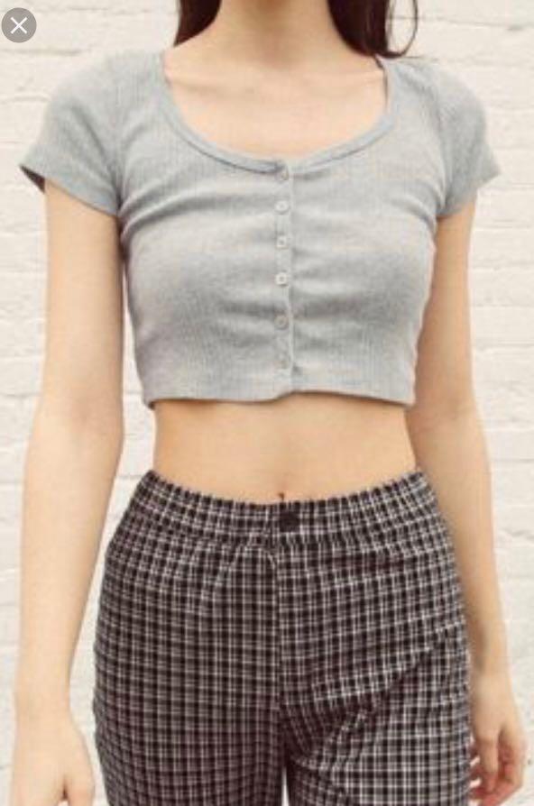 Brandy Melville Grey Zelly Top Nwot Women S Fashion Tops Other Tops On Carousell