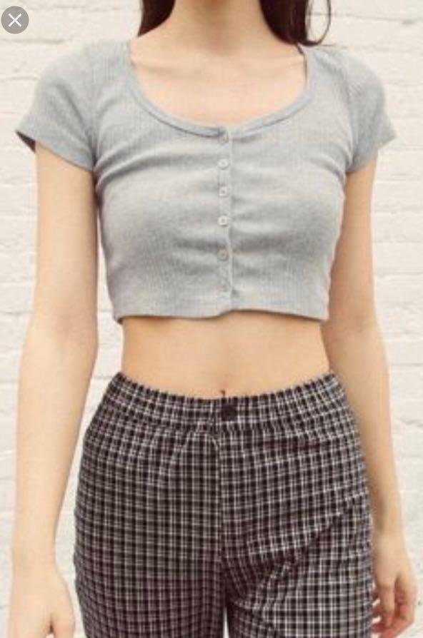 Brandy Melville Grey Zelly Top Nwot Women S Fashion Tops Other Tops On Carousell Brandy Melville Grey Zelly Top Nwot Women S Fashion Tops Other Tops On Carousell