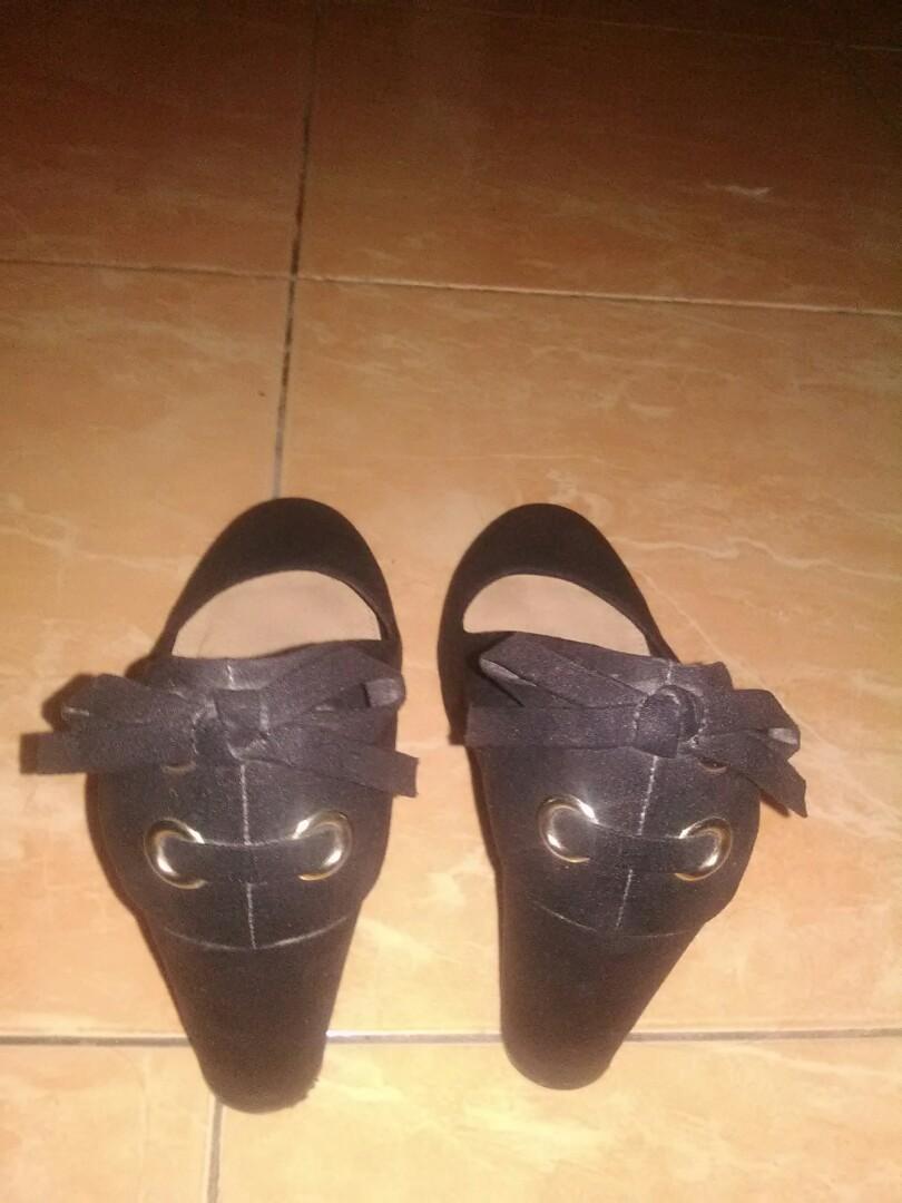 Christian Siriano For Payless Fesyen Wanita Sepatu Di Carousell