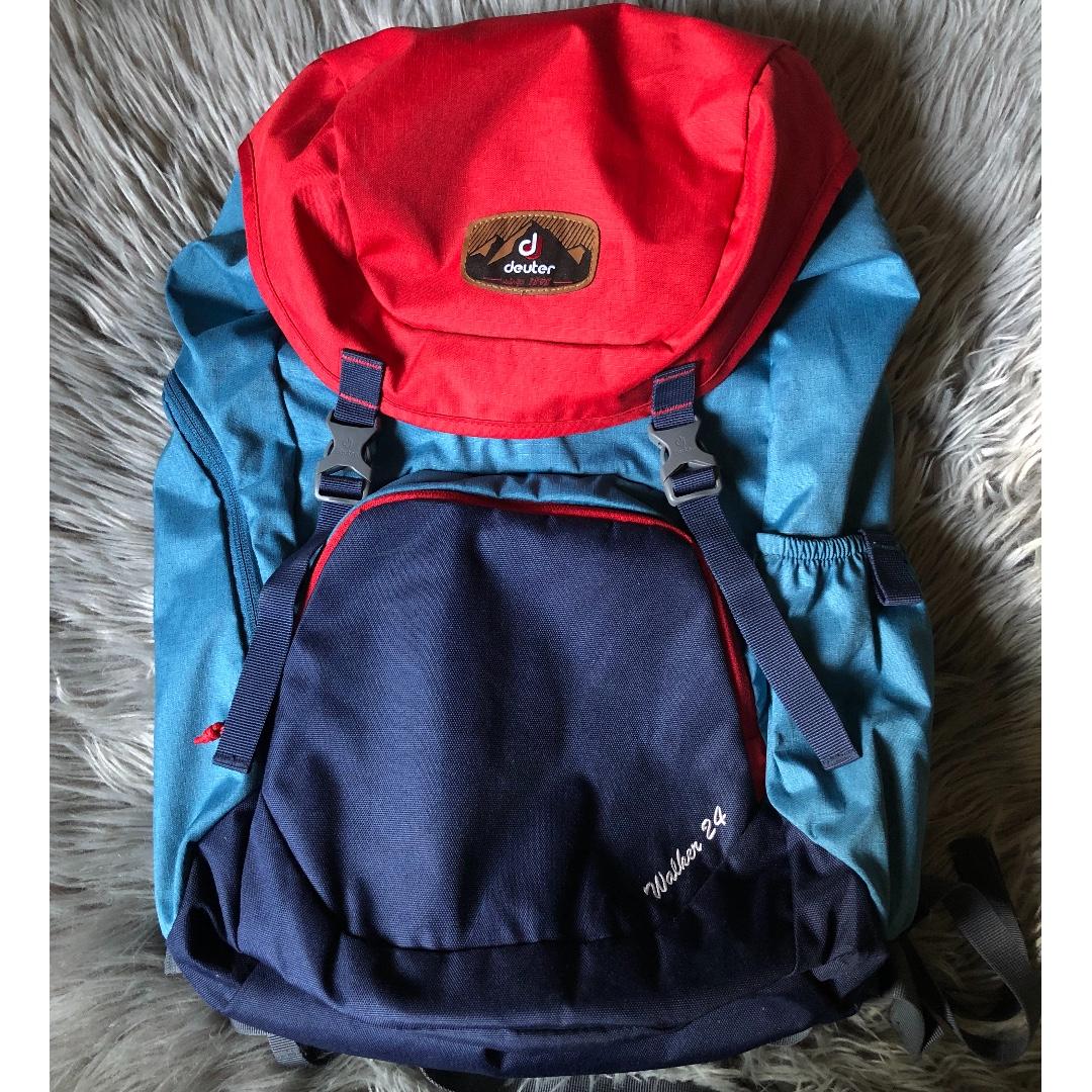 deuter walker 24 backpack