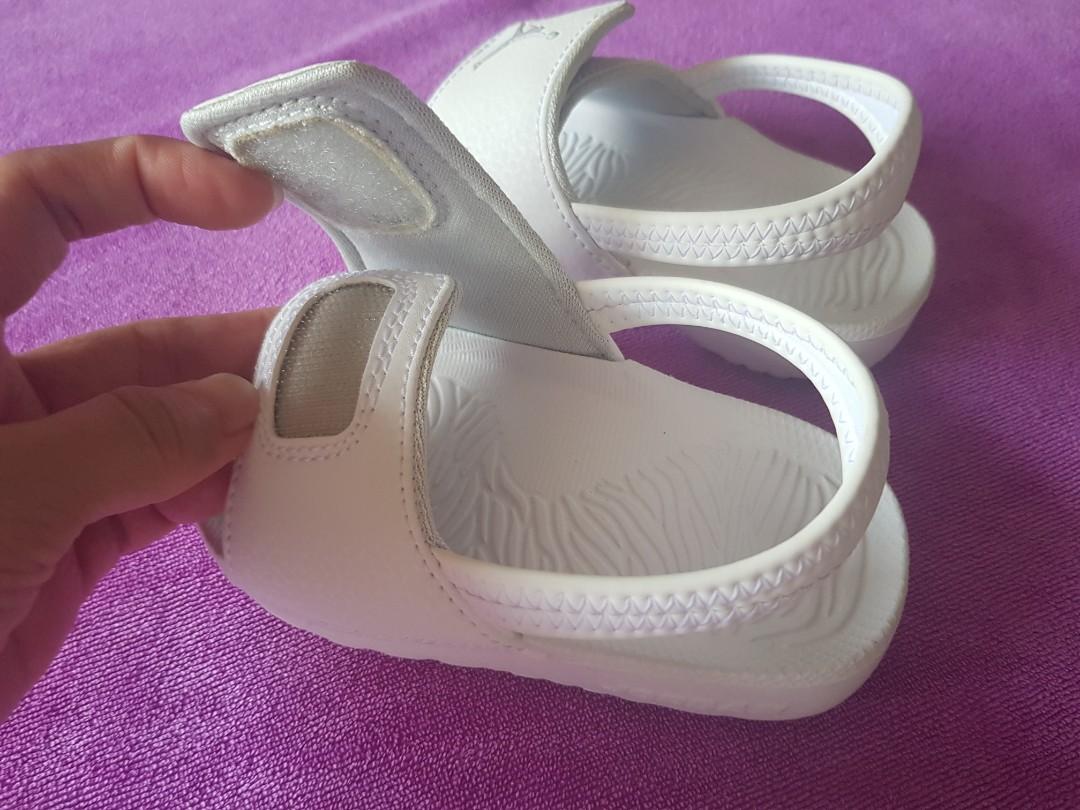 Jordan baby sandals hotsell