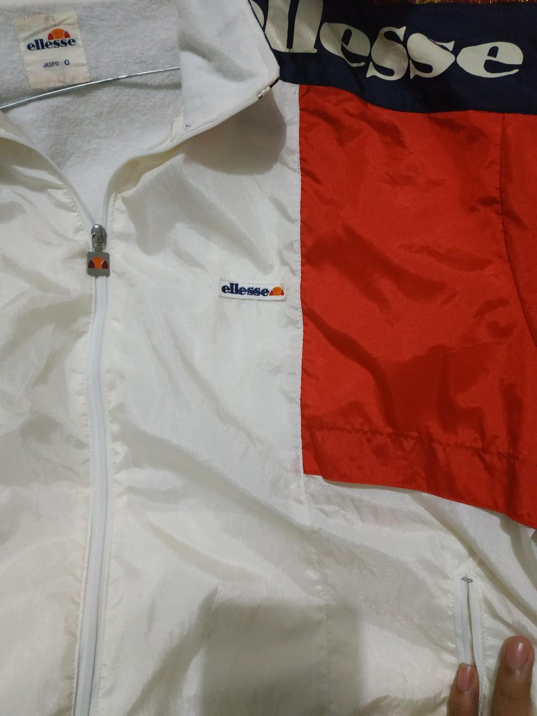 harga jaket ellesse original